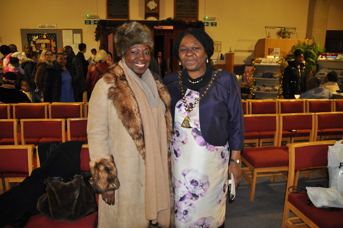 Ellen Thomas and Dora Dixon-Fyle (Mayor of Southwark)